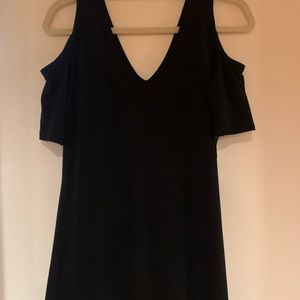 Karen Kane V neck cold shoulder sleeve maxi dress